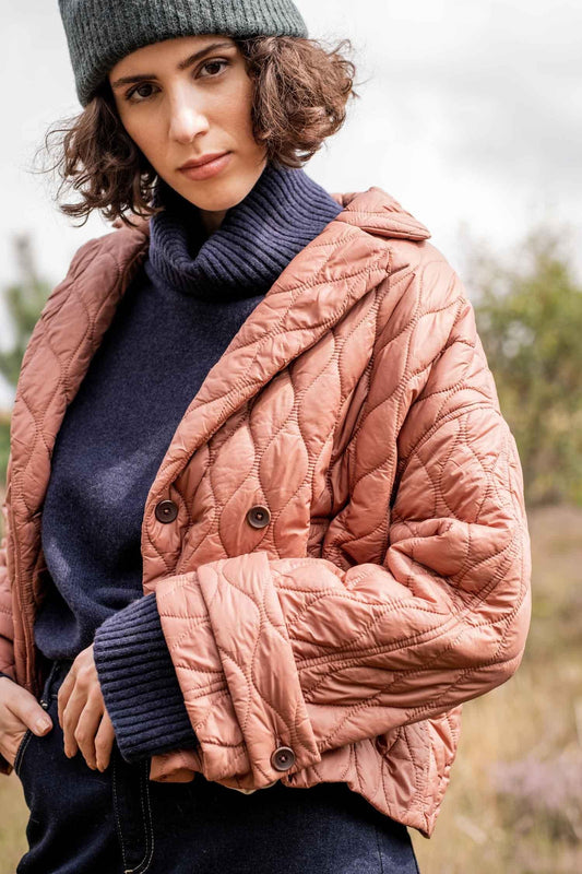 Learn to sew the lining of a coat