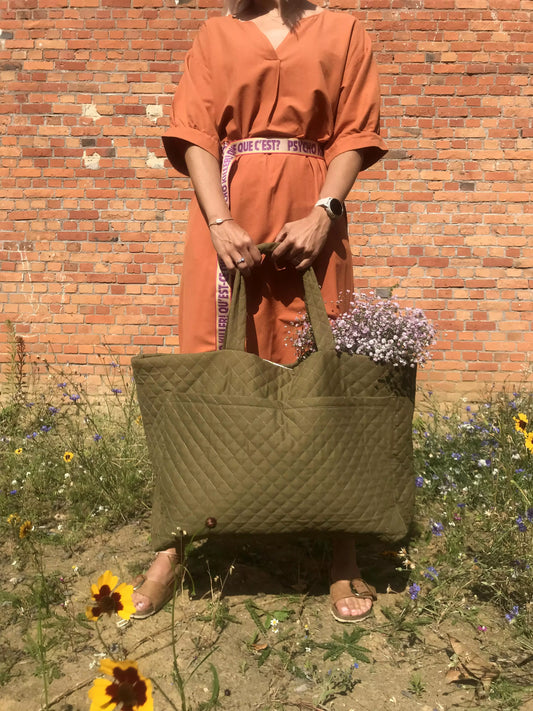 Oversized bags ... pretty and practical!