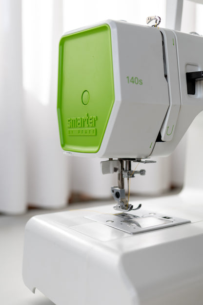 Machine à coudre : Pfaff Smarter 140s